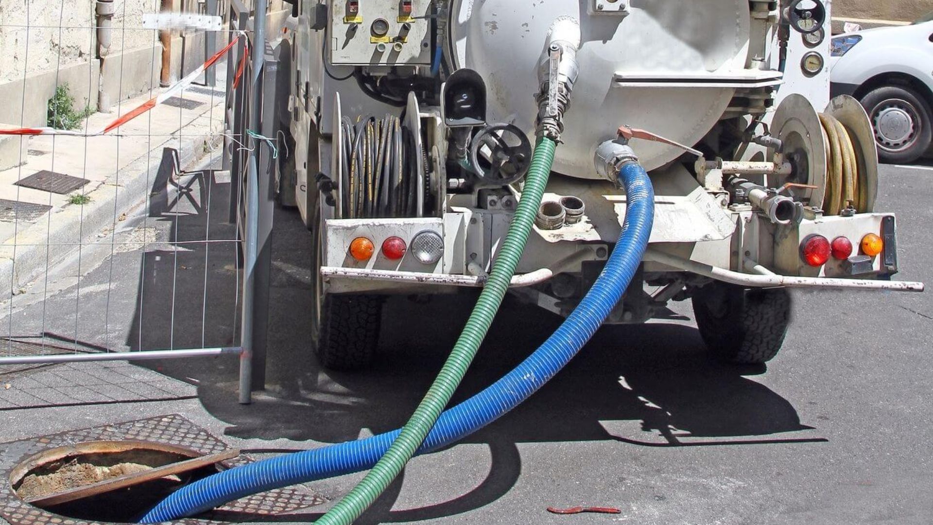 Sewage Water Tanker Service