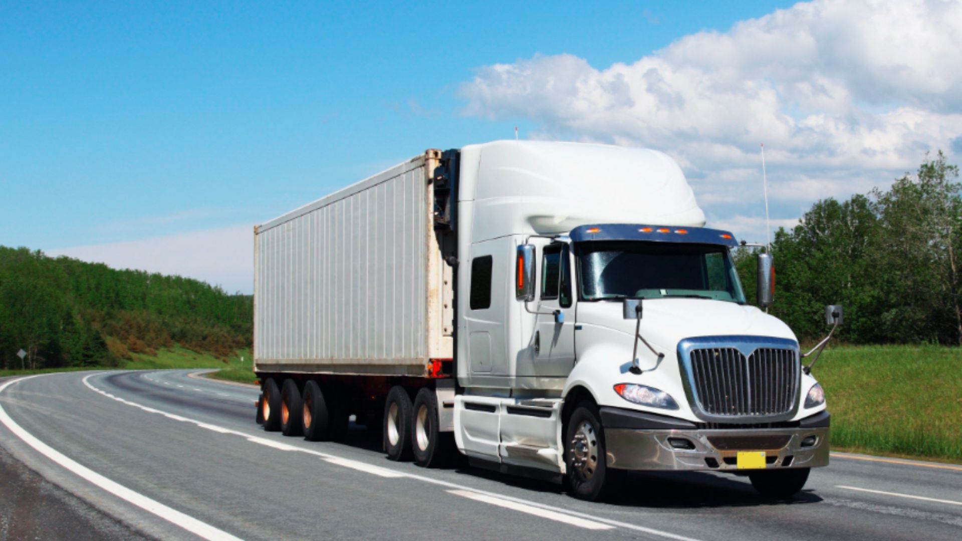 Reliable Truck Services for Abu Dhabi Businesses